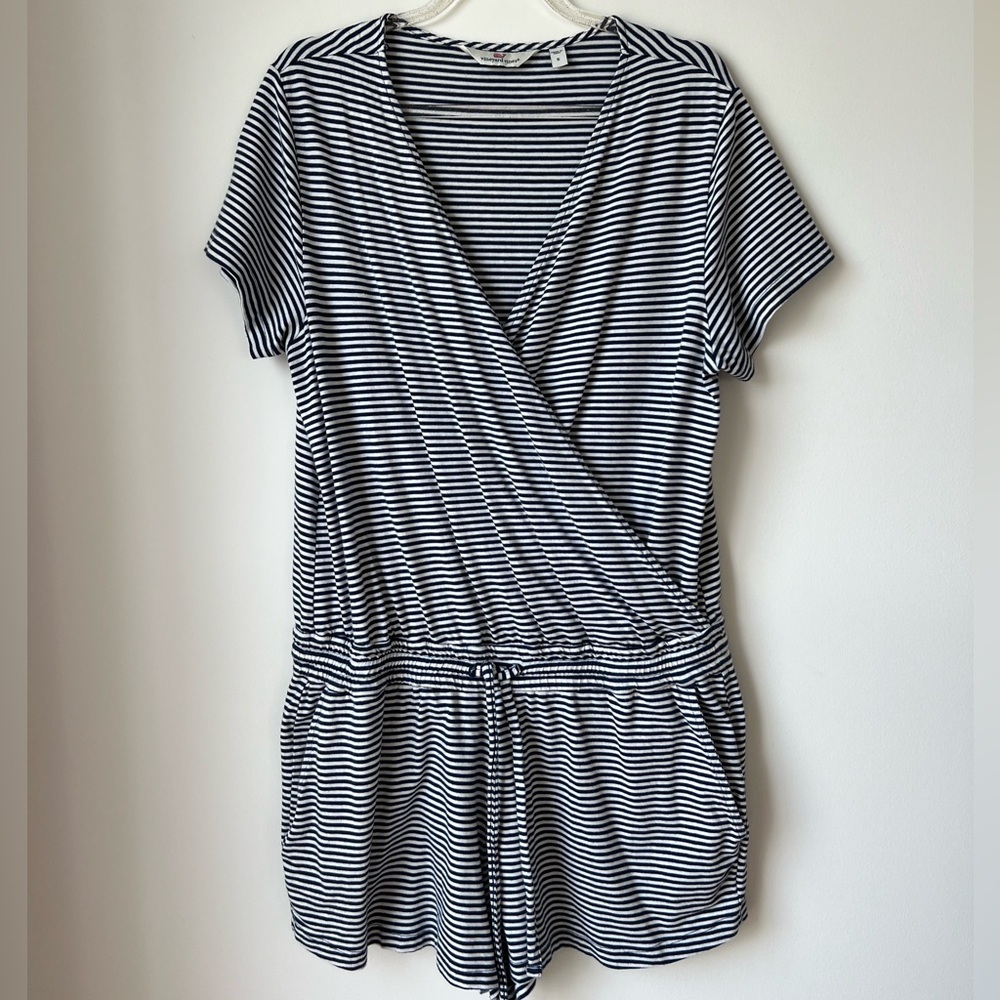 Women’s Vineyard Vines Romper stripe, size small